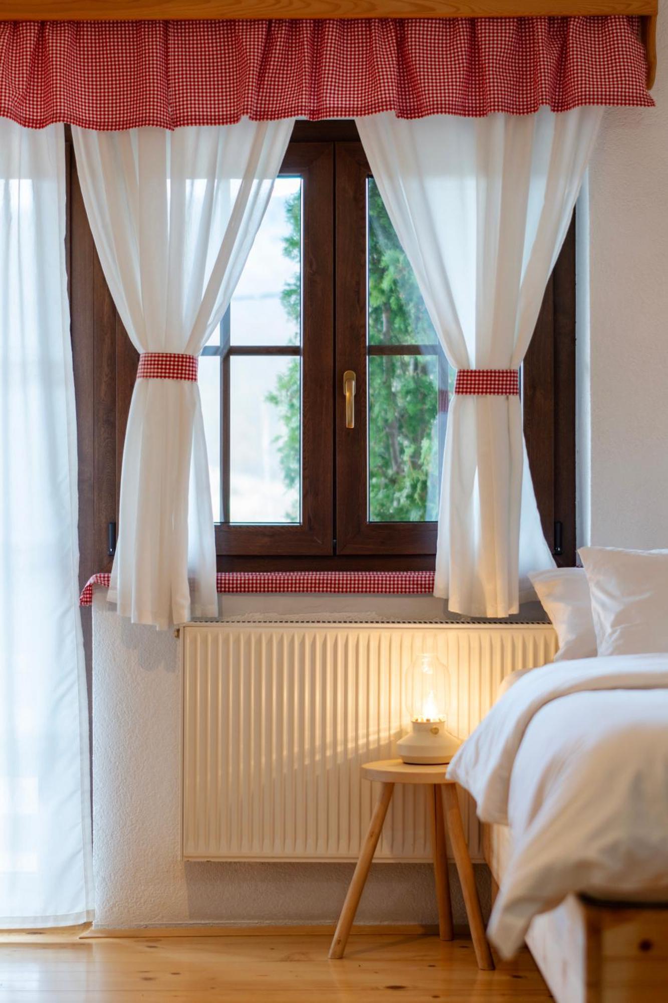 Guest Accommodation Butina Kuterevo Buitenkant foto