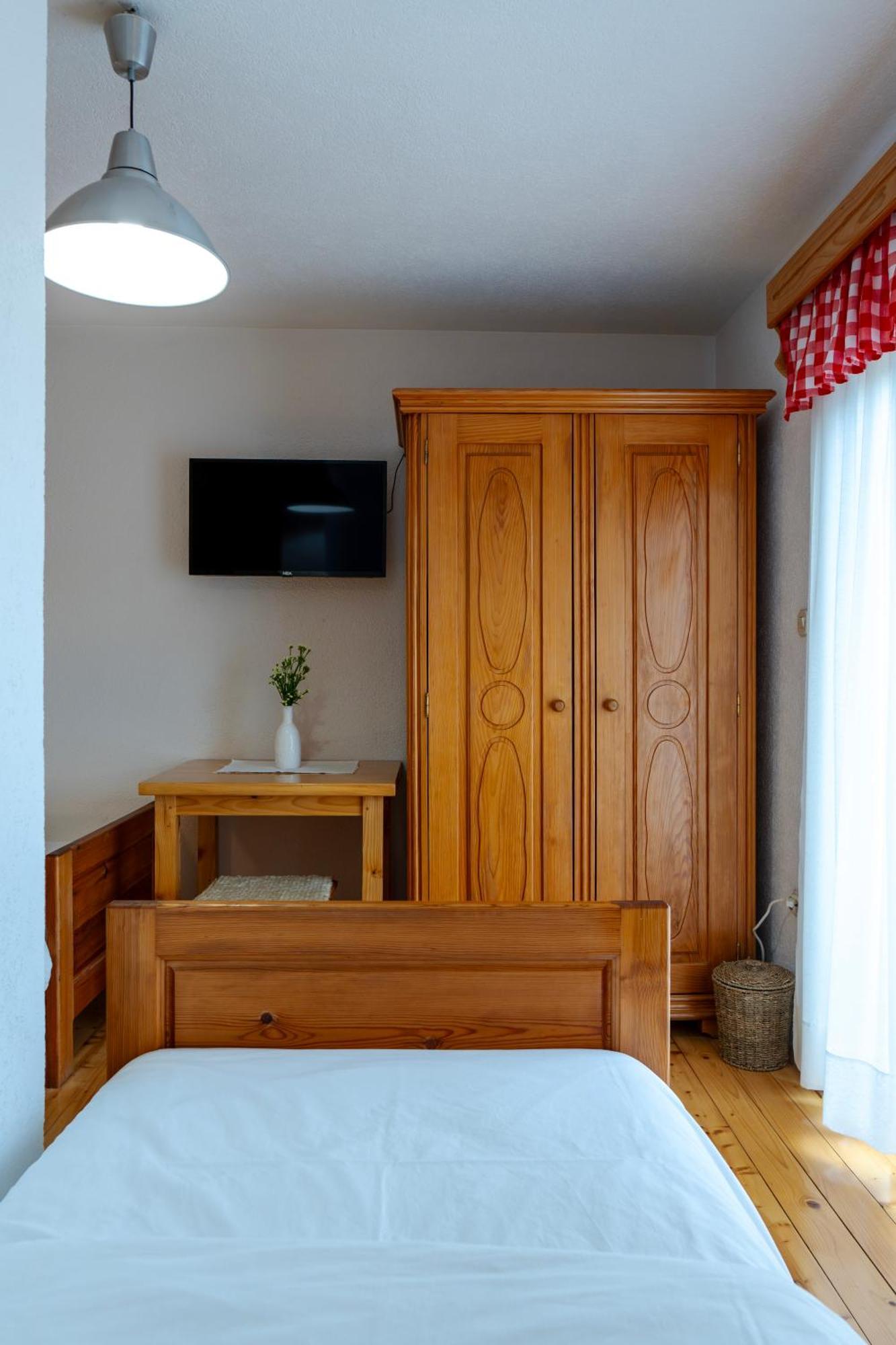 Guest Accommodation Butina Kuterevo Buitenkant foto